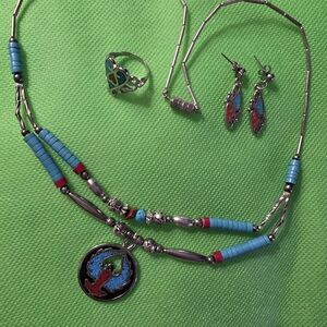 Native American Set. Vtg Sterling double  heart Ring Sz 5. Earrings, Necklece